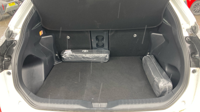 Toyota Yaris Cross 1.5 Hybrid Design 5dr CVT Hybrid Estate